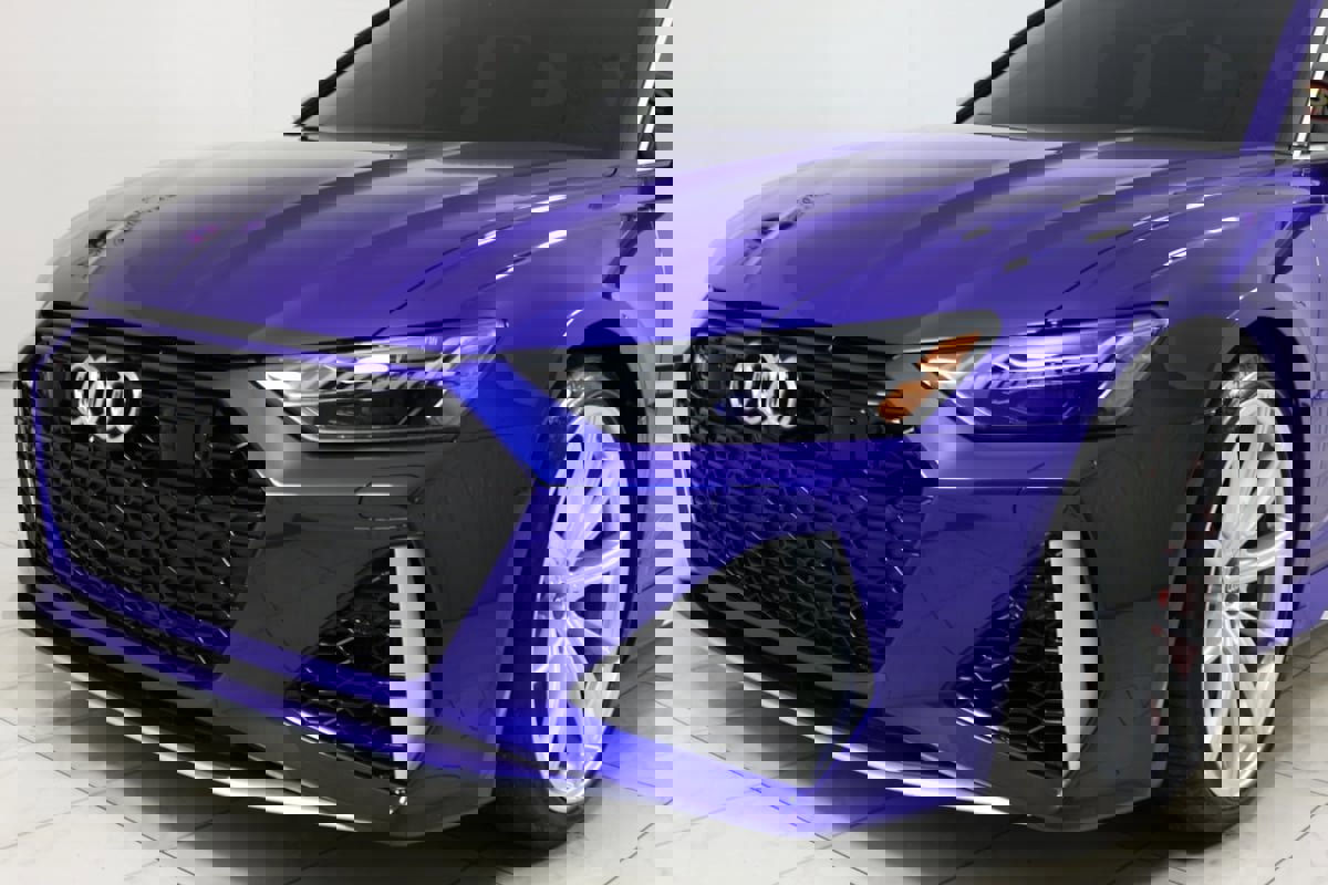 Used 2023 Audi RS 6 w/ Driver Assistance Package image 55