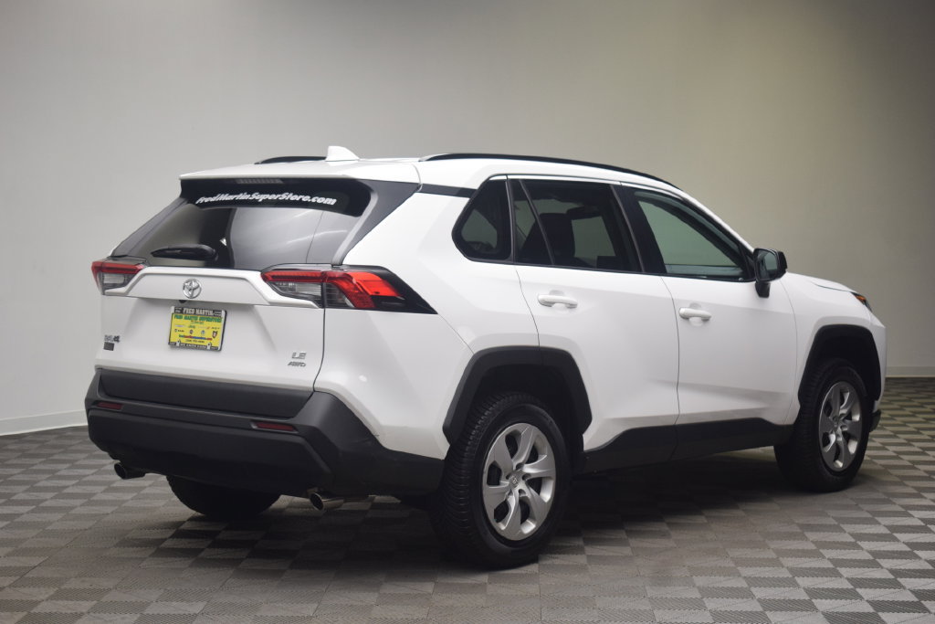 Used 2020 Toyota RAV4 LE w/ All Weather Liner Package AWD/4WD image 5