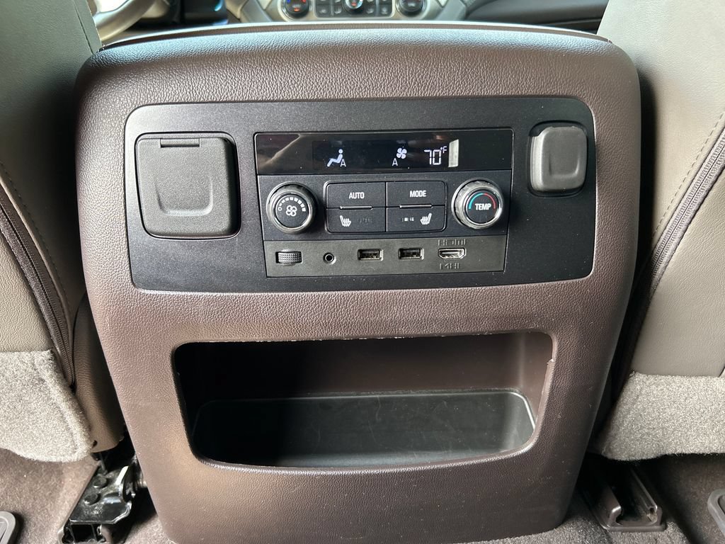 Used 2020 GMC Yukon Denali w/ Denali Ultimate Package AWD/4WD image 18