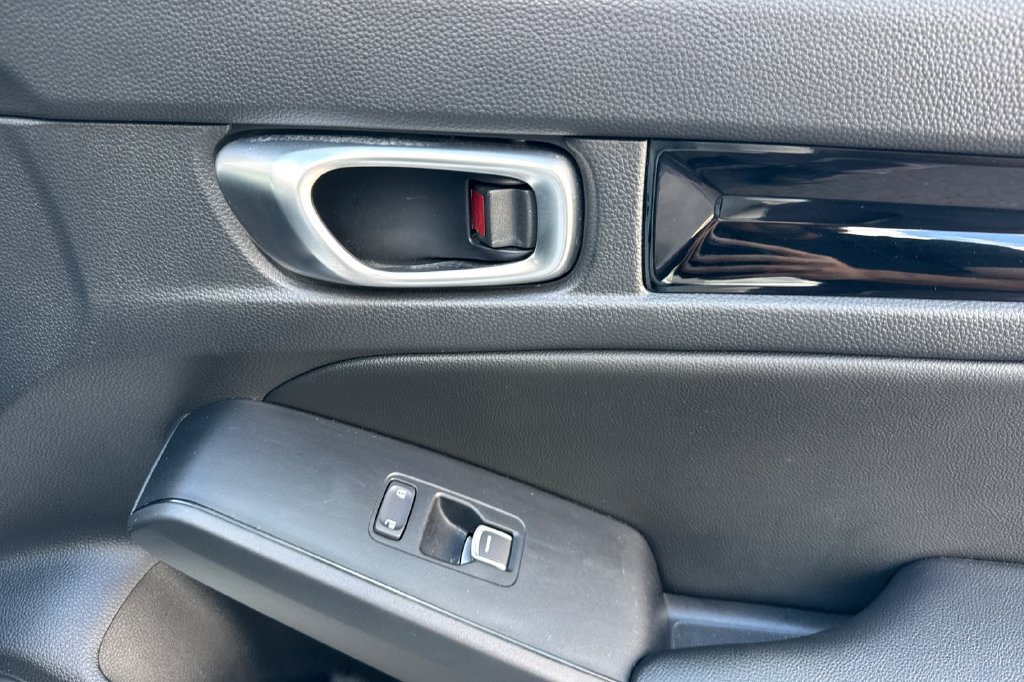 Certified 2024 Honda Civic EX-L image 19