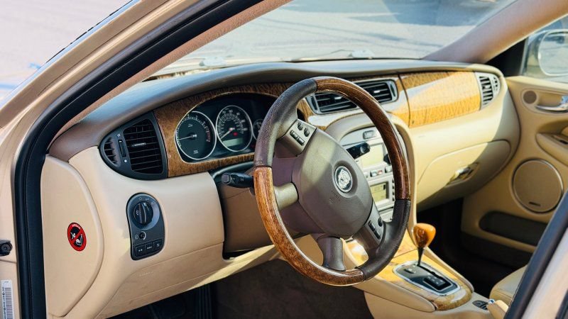 Used 2005 Jaguar X-TYPE 3.0 AWD/4WD image 10