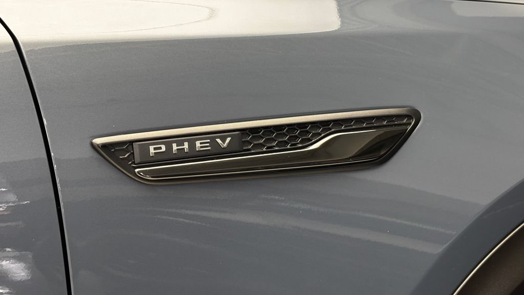 Used 2025 MAZDA CX-70 Plug-In Hybrid w/ Premium Plus AWD/4WD image 48