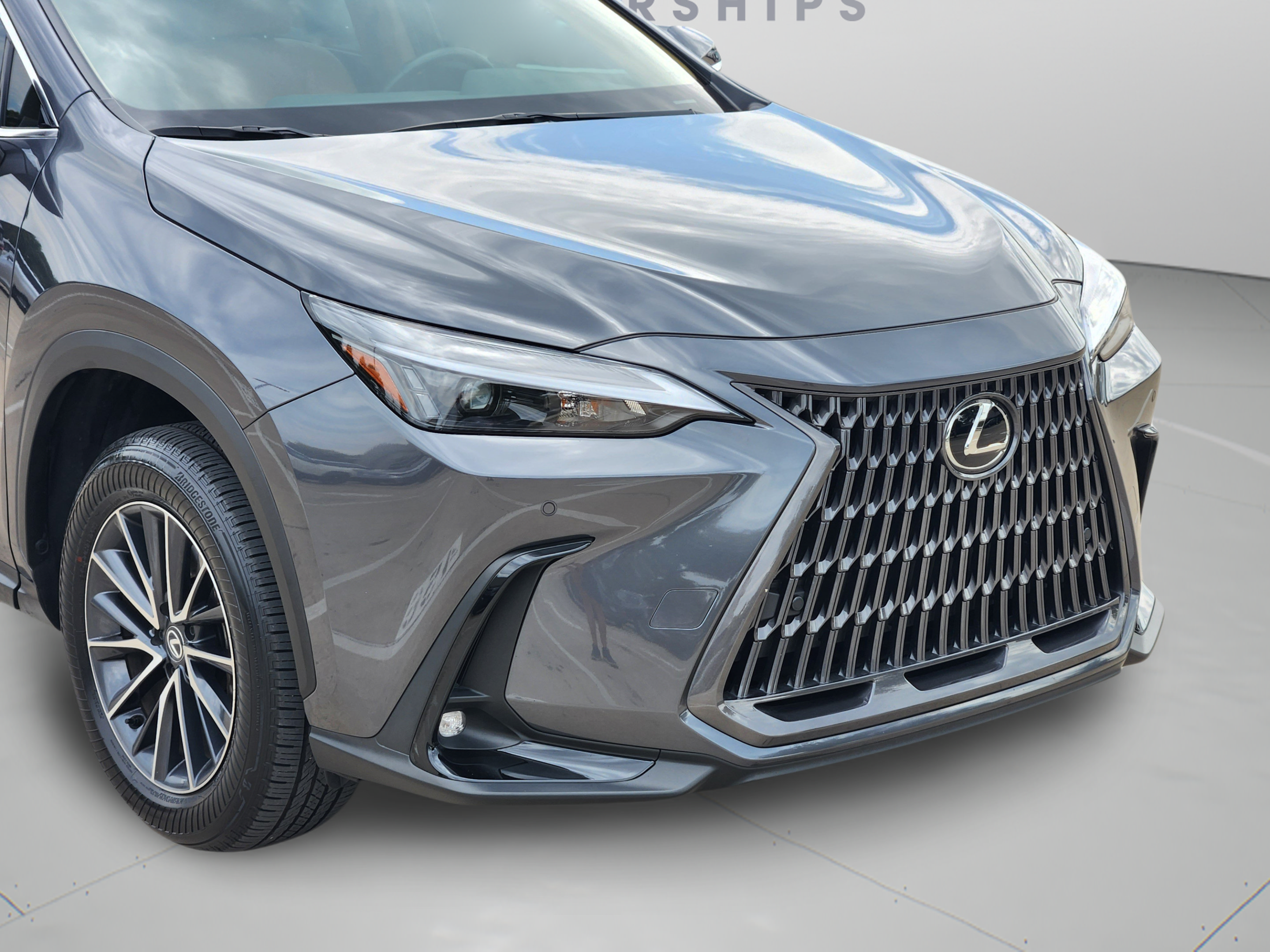 Certified 2025 Lexus NX 250 FWD w/ Accessory Package (Z1) image 31