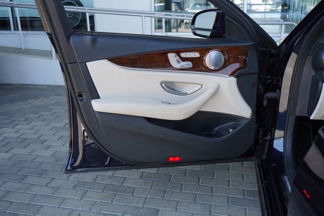 Used 2019 Mercedes-Benz E 300 image 14