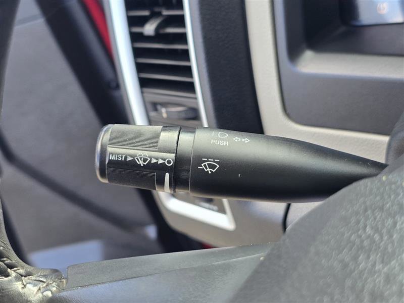 Used 2012 RAM 1500 Big Horn w/ Luxury Group image 38