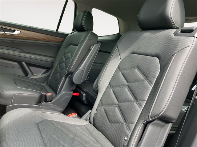 New 2025 Volkswagen Atlas SE image 13