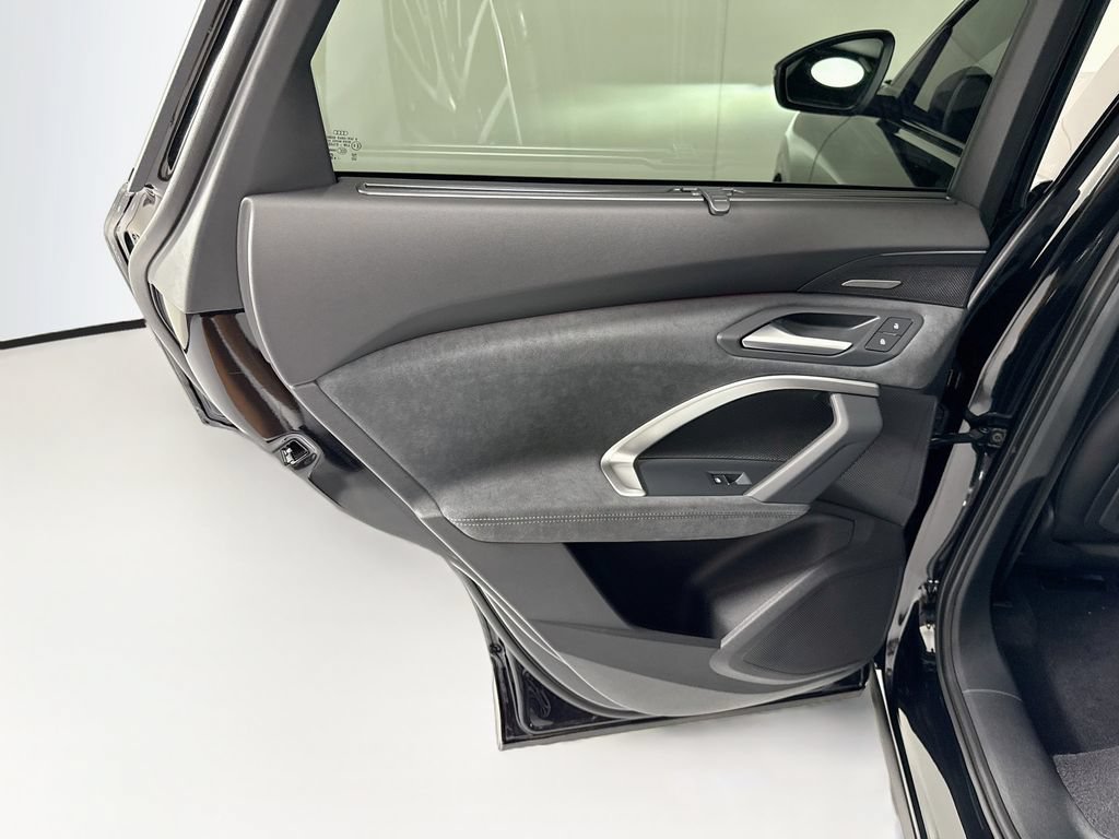 New 2026 Audi SQ5 Premium Plus AWD/4WD image 28