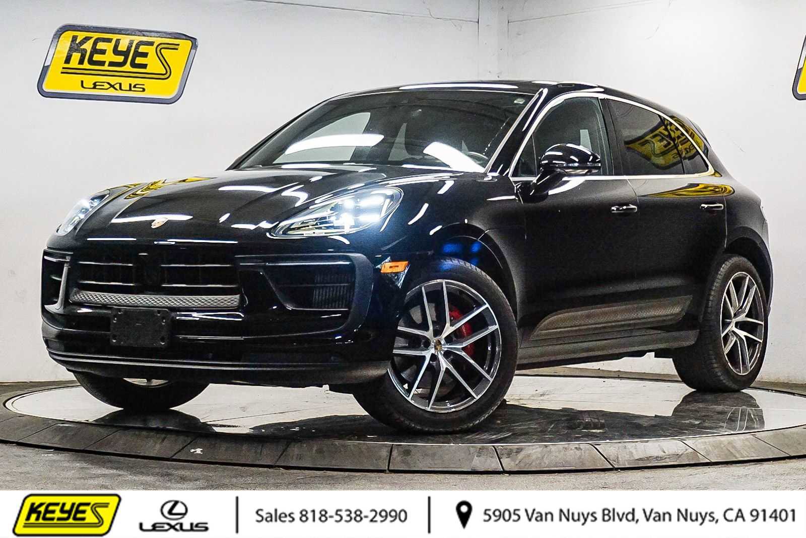 Used 2023 Porsche Macan S image 1