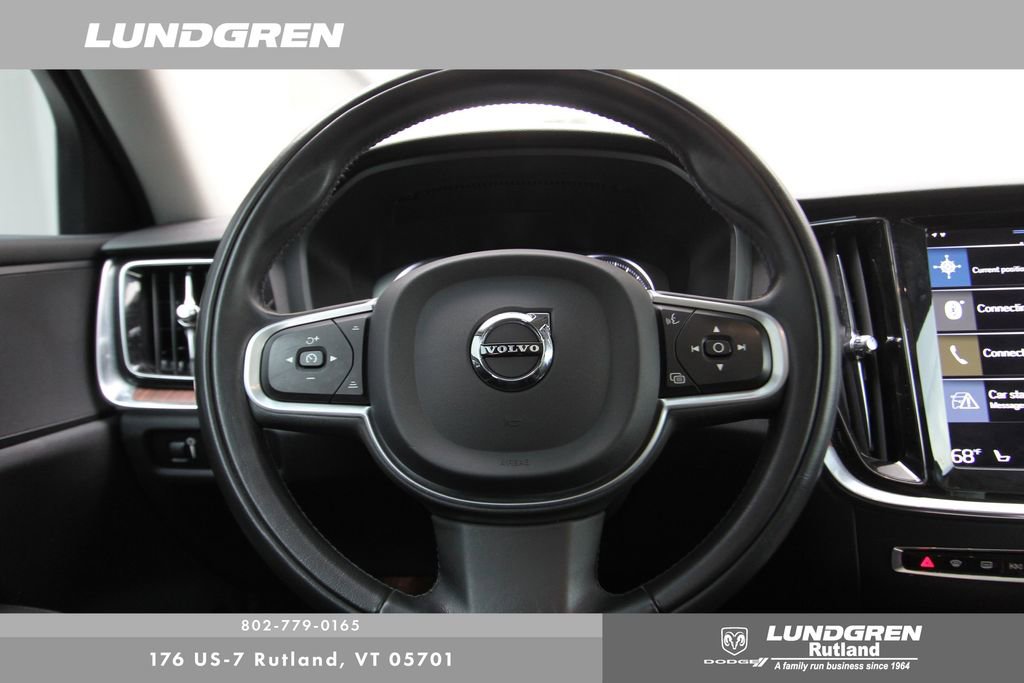 Used 2022 Volvo S60 B5 Momentum w/ Premium Package AWD/4WD image 5