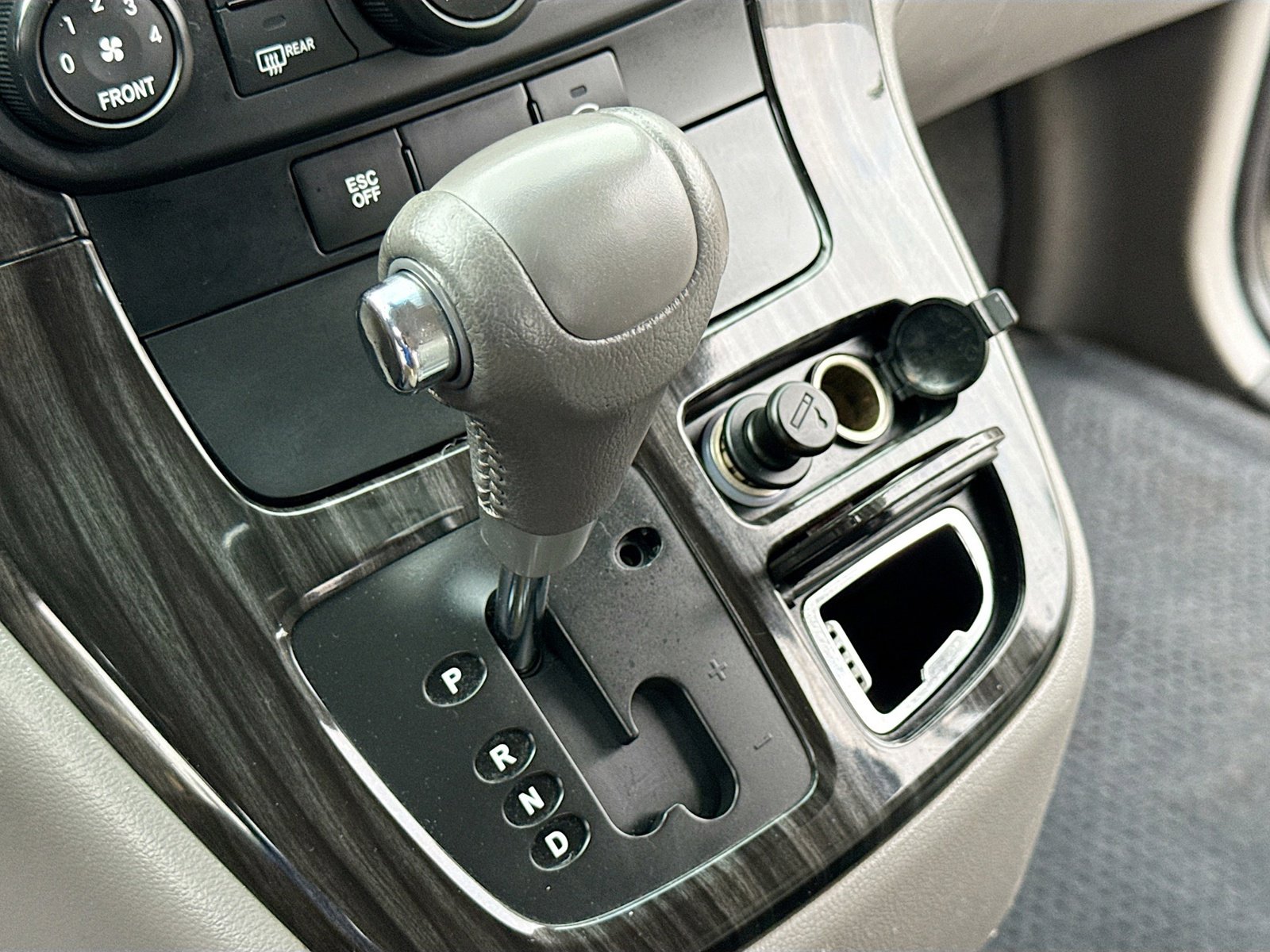 Used 2012 Kia Sedona EX FWD image 12