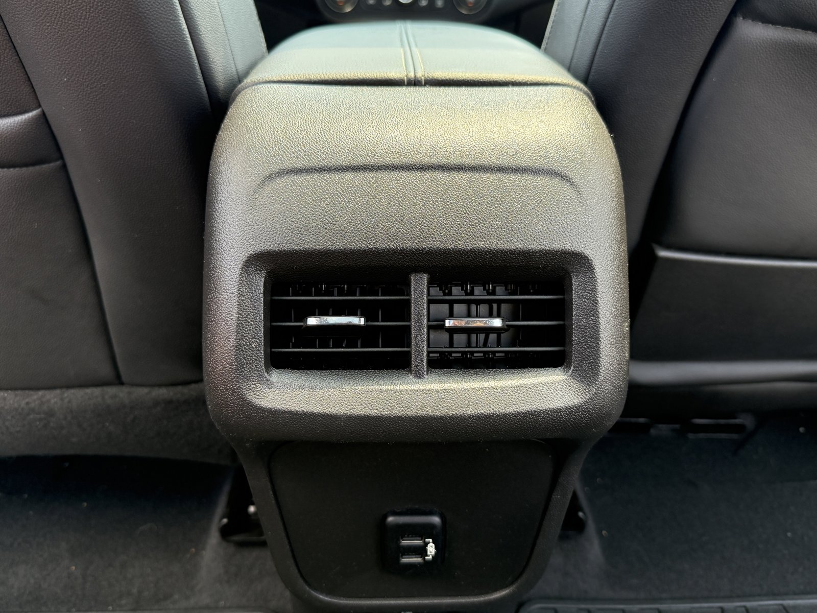 Used 2018 GMC Terrain Denali w/ Advanced Safety Package image 34