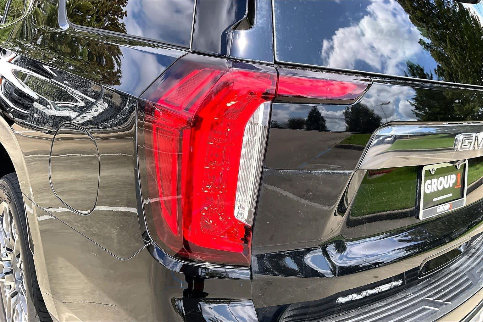Used 2024 GMC Yukon Denali Ultimate AWD/4WD image 27