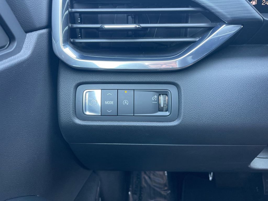 Used 2025 GMC Acadia Elevation FWD image 23