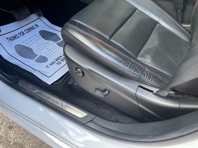 Used 2022 Dodge Durango R/T w/ Blacktop Package AWD/4WD image 19