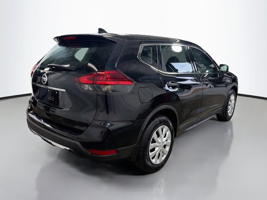 Used 2017 Nissan Rogue S FWD image 9
