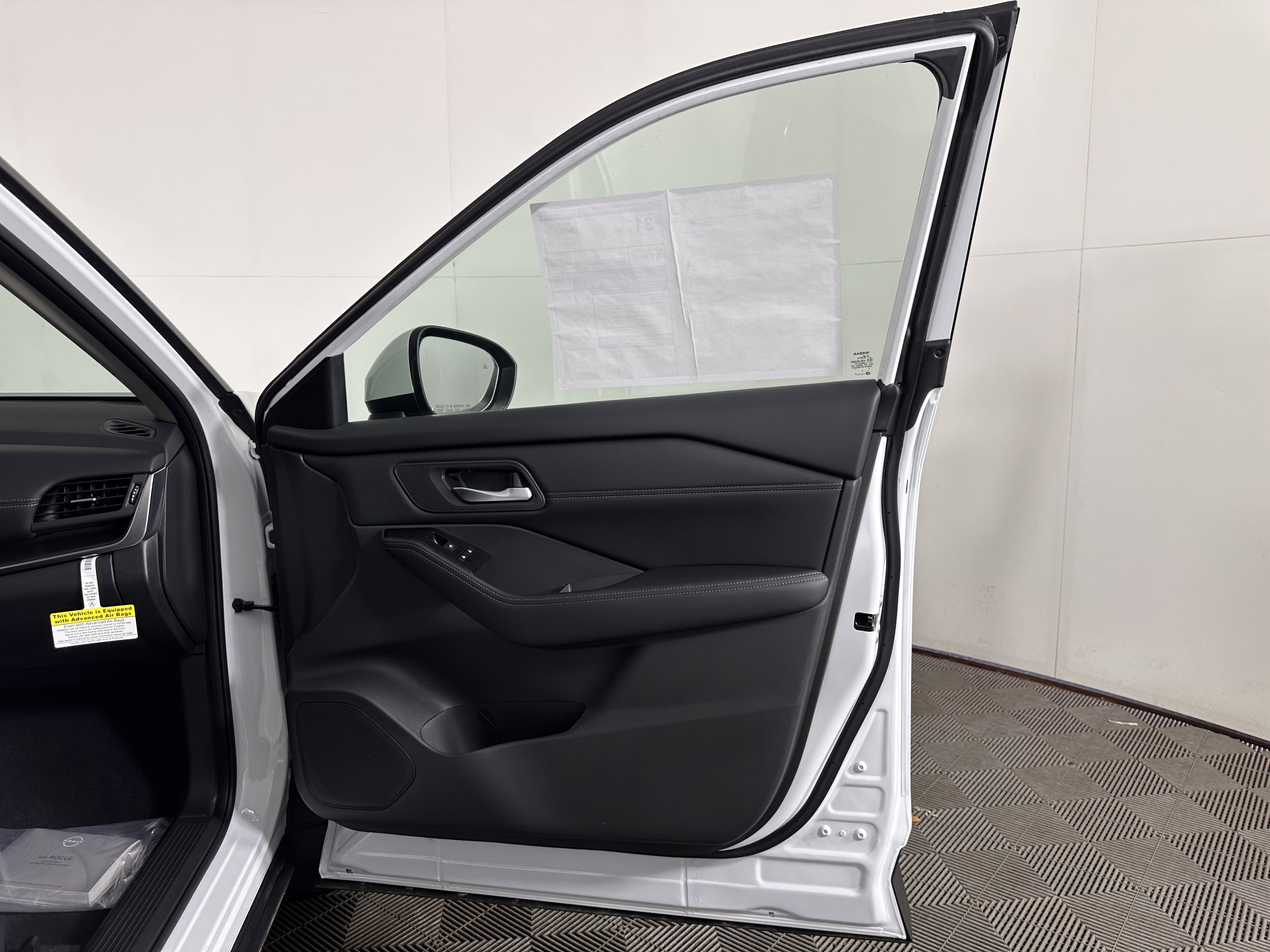 New 2026 Nissan Rogue SV w/ SV Premium Package image 40