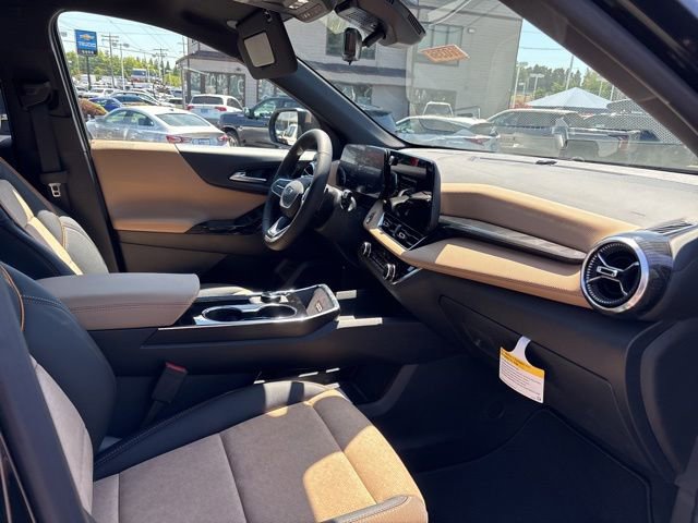 New 2026 Chevrolet Equinox ACTIV w/ Convenience Package III AWD/4WD image 44
