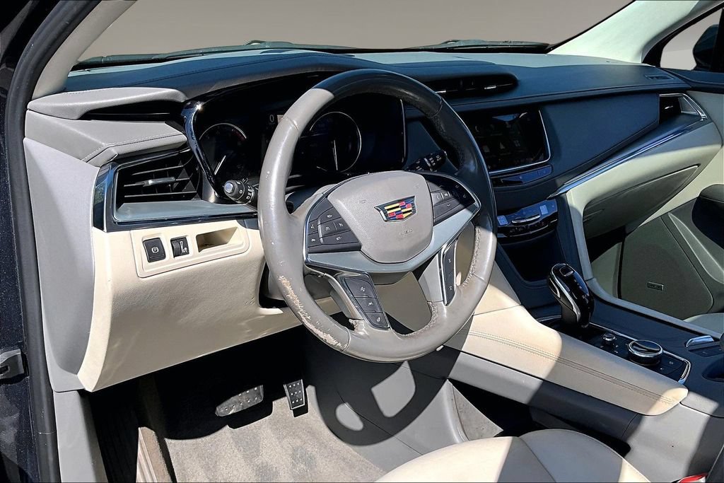 Used 2021 Cadillac XT5 Premium Luxury FWD image 13