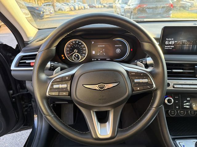 Used 2025 Genesis G70 2.5T image 25