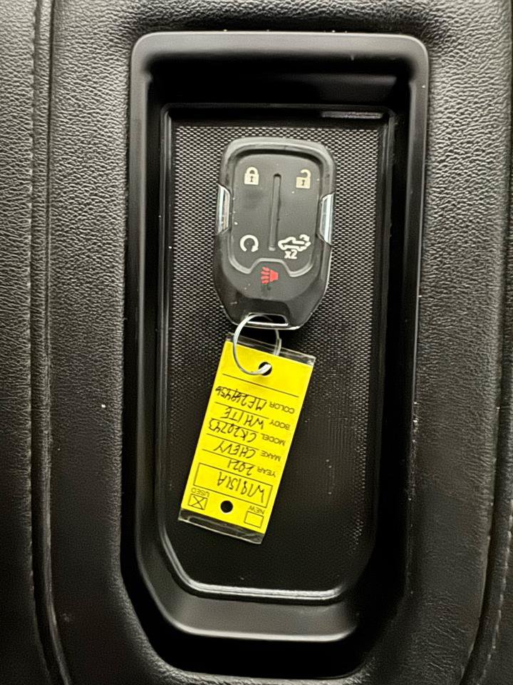 Used 2021 Chevrolet Silverado 2500 LTZ w/ LTZ Plus Package AWD/4WD image 45