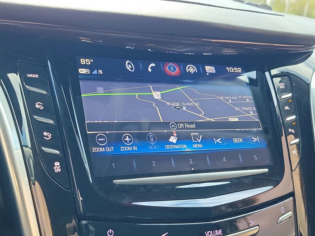 Used 2020 Cadillac Escalade Luxury RWD image 30