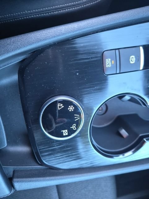 Used 2026 Nissan Rogue SV AWD/4WD image 23