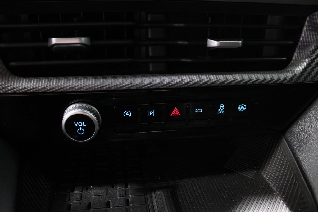 Certified 2025 Ford Explorer ST image 34