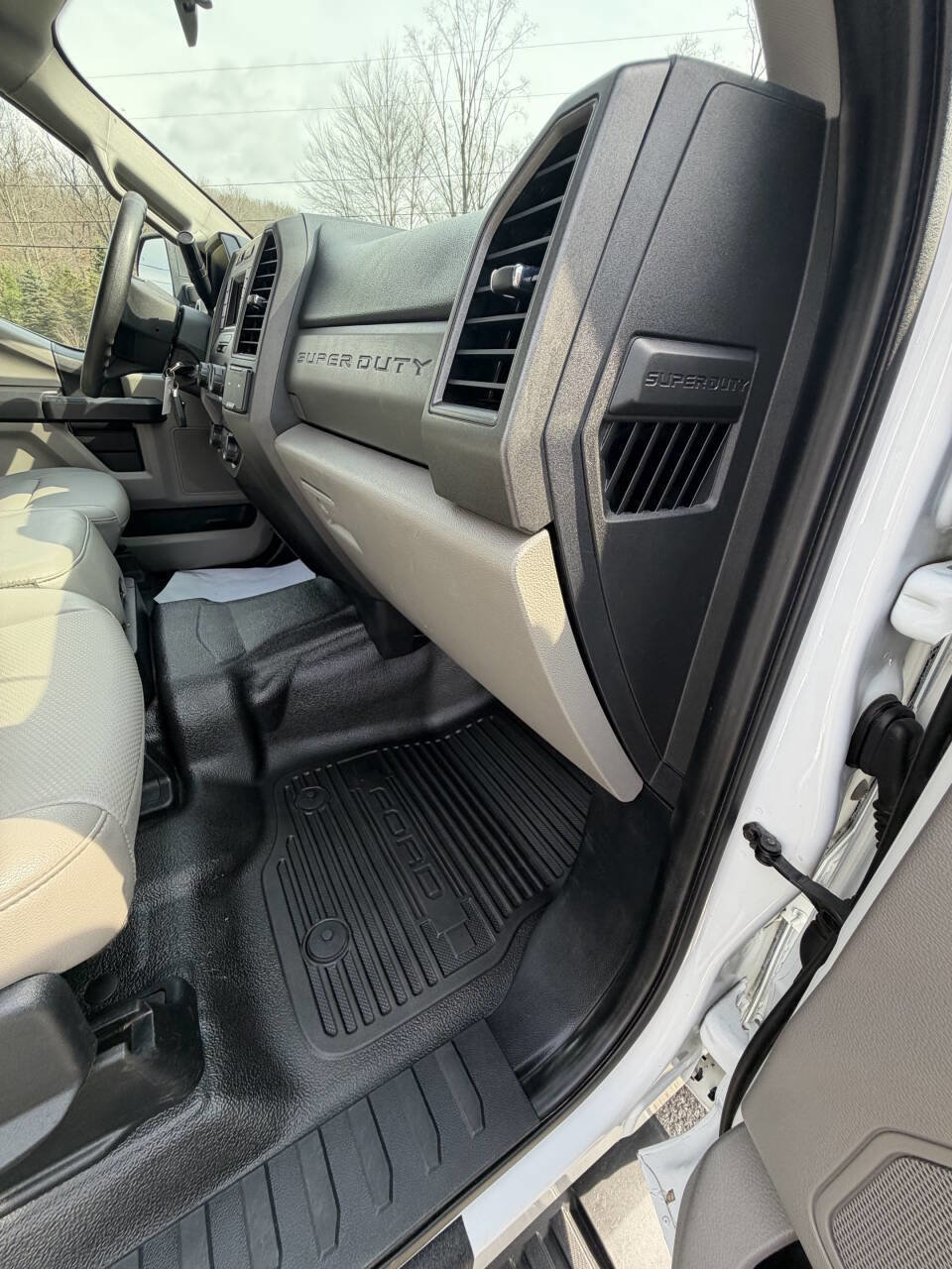 Used 2021 Ford F350 XL w/ Power Equipment Group image 39