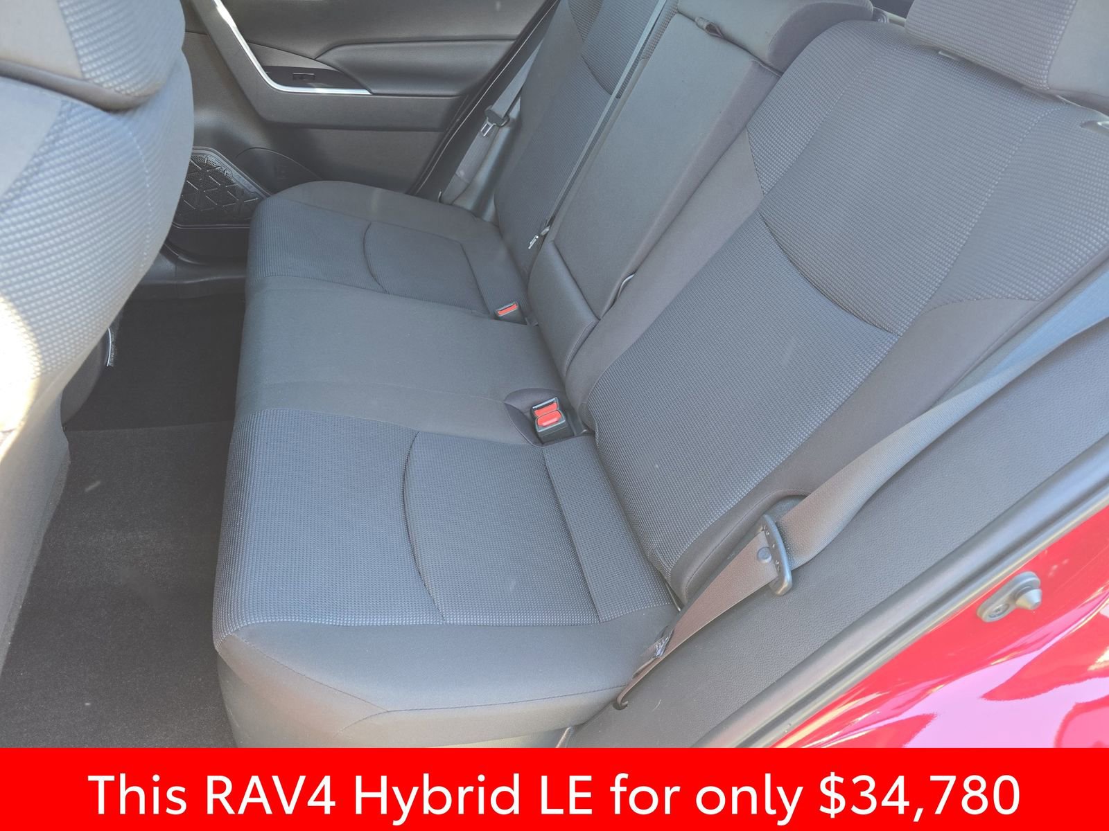 Used 2025 Toyota RAV4 LE AWD/4WD image 19