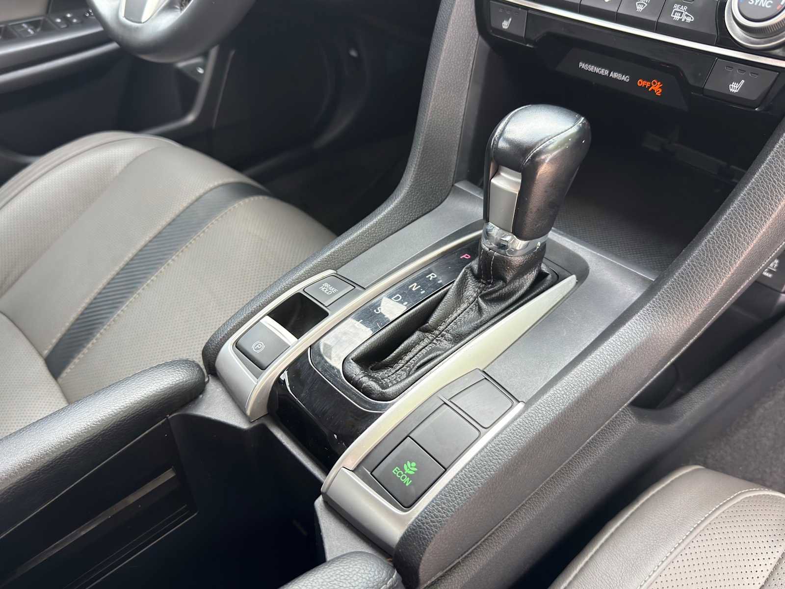 Used 2017 Honda Civic Touring image 27