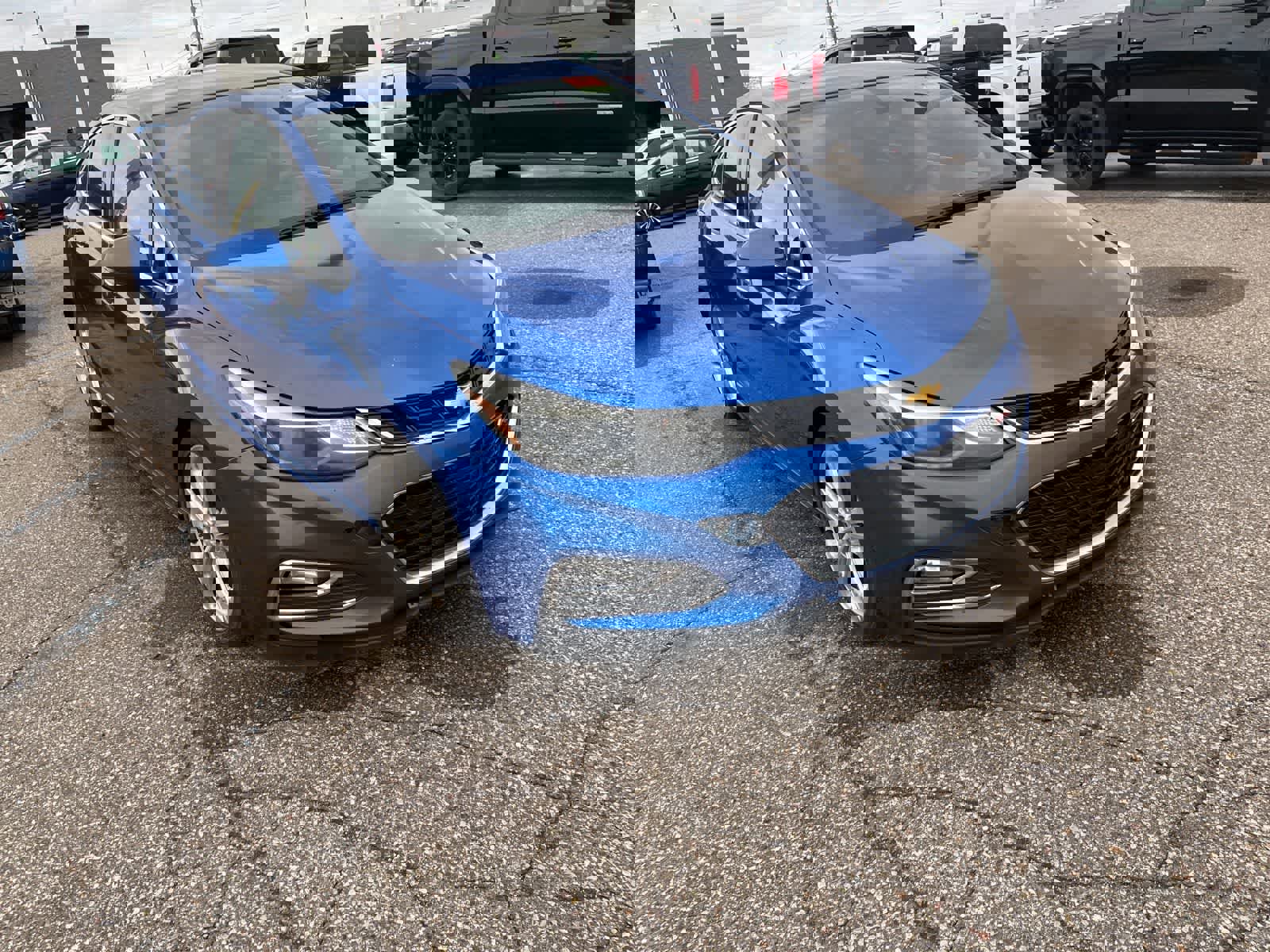 Used 2017 Chevrolet Cruze Premier FWD image 20