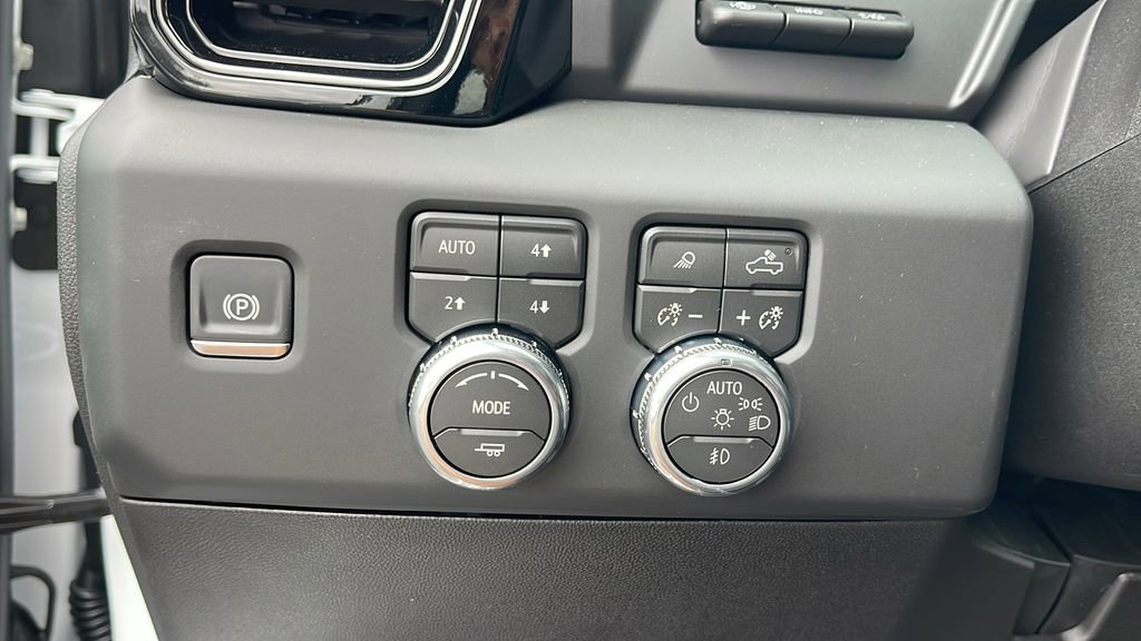 New 2026 GMC Sierra 2500 AT4 w/ AT4 Premium Plus Package image 25