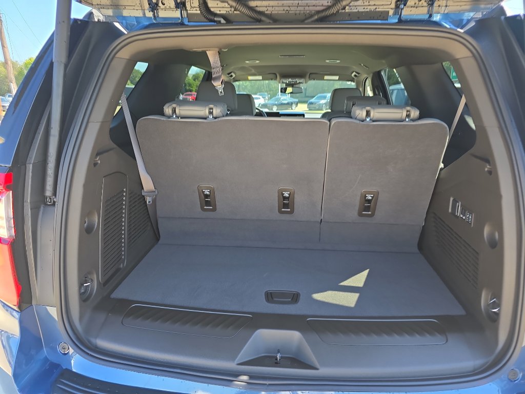 New 2026 GMC Yukon Elevation w/ LPO, Floor Liner Package image 18