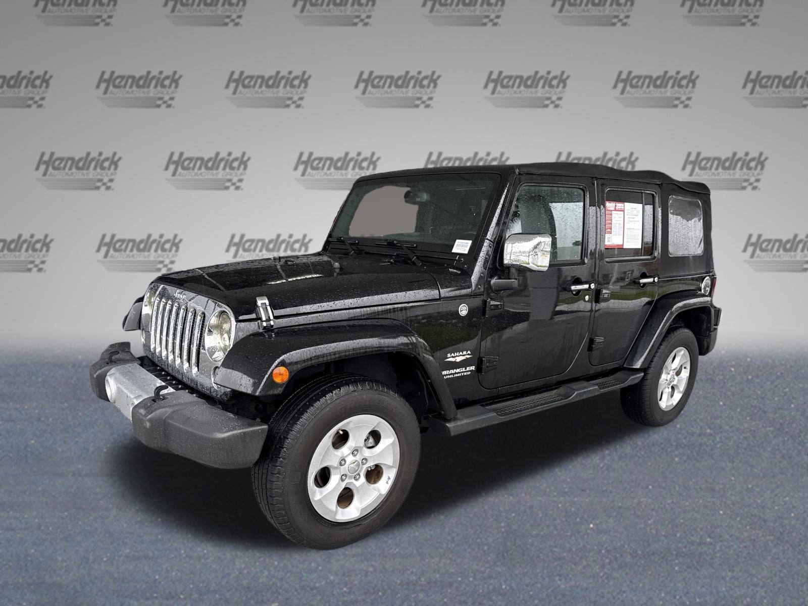 Used 2015 Jeep Wrangler Unlimited Sahara w/ Dual Top Group image 4