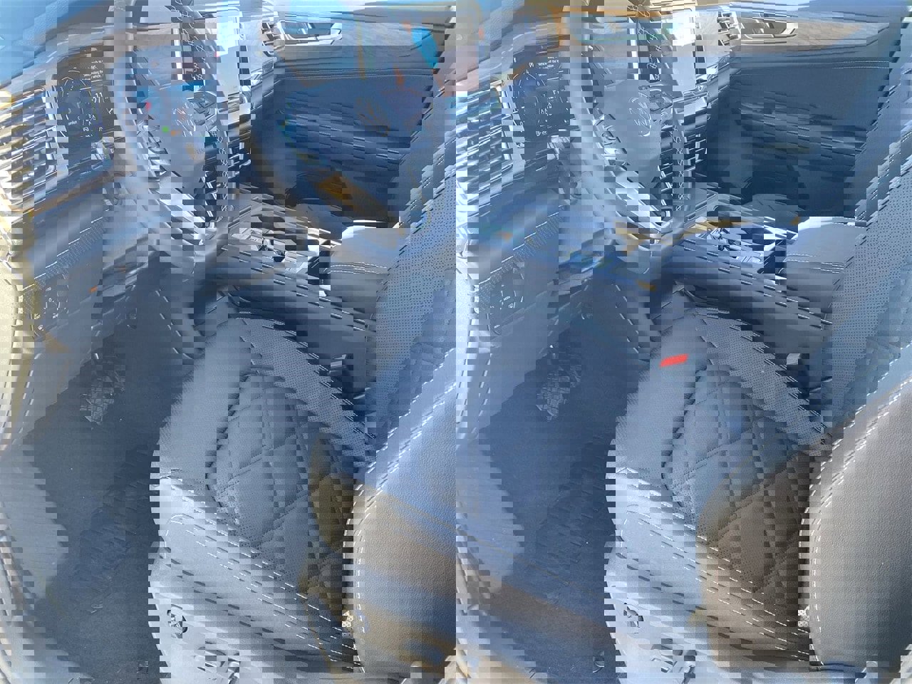 New 2026 Volkswagen Atlas SE image 14