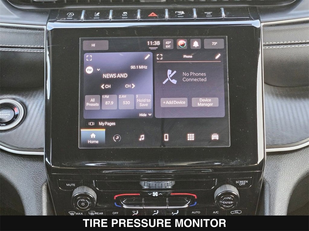 Used 2024 Jeep Grand Cherokee L Laredo image 20