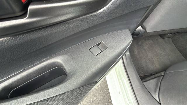 Certified 2025 Toyota Corolla LE FWD image 35