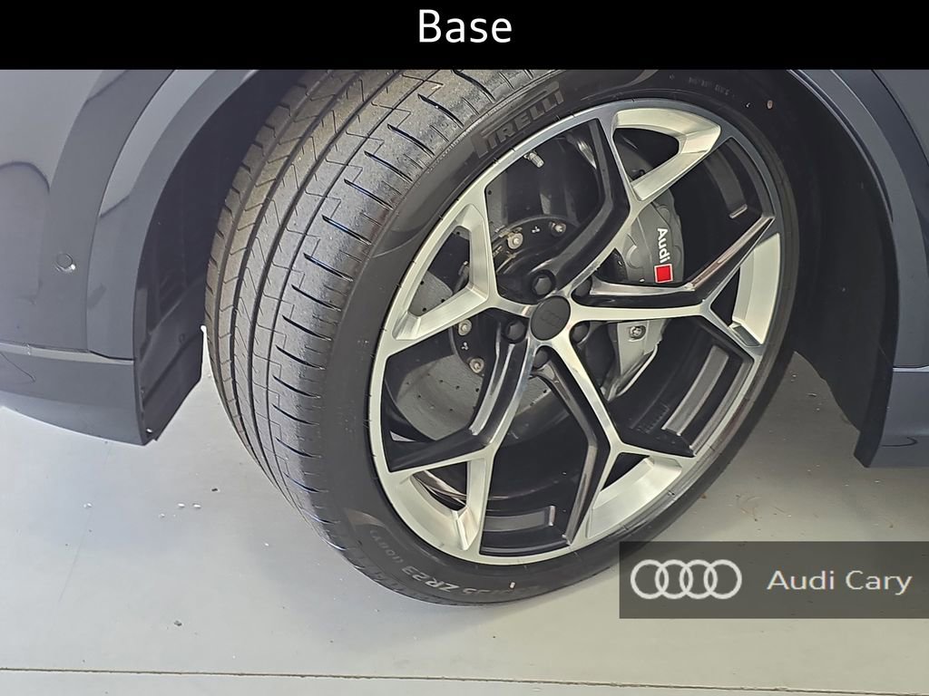 New 2026 Audi RS Q8 performance image 33