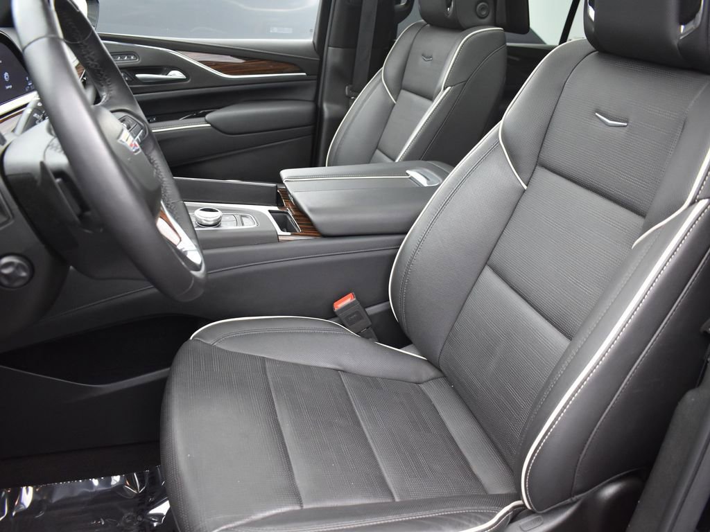 Certified 2024 Cadillac Escalade ESV Premium Luxury w/ Performance Package image 12