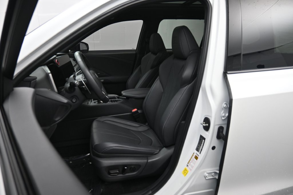 Used 2025 Lexus TX 350 AWD image 23