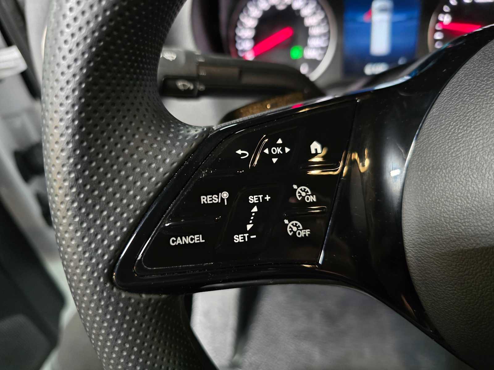 Used 2025 Mercedes-Benz Sprinter 2500 image 29