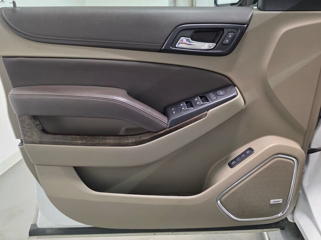 Used 2018 Chevrolet Suburban LT w/ LT Signature Package AWD/4WD image 12