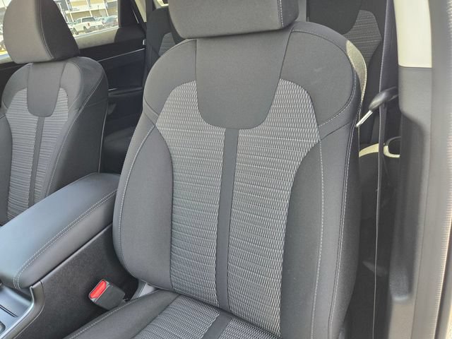 New 2026 Kia Sorento LX FWD image 15