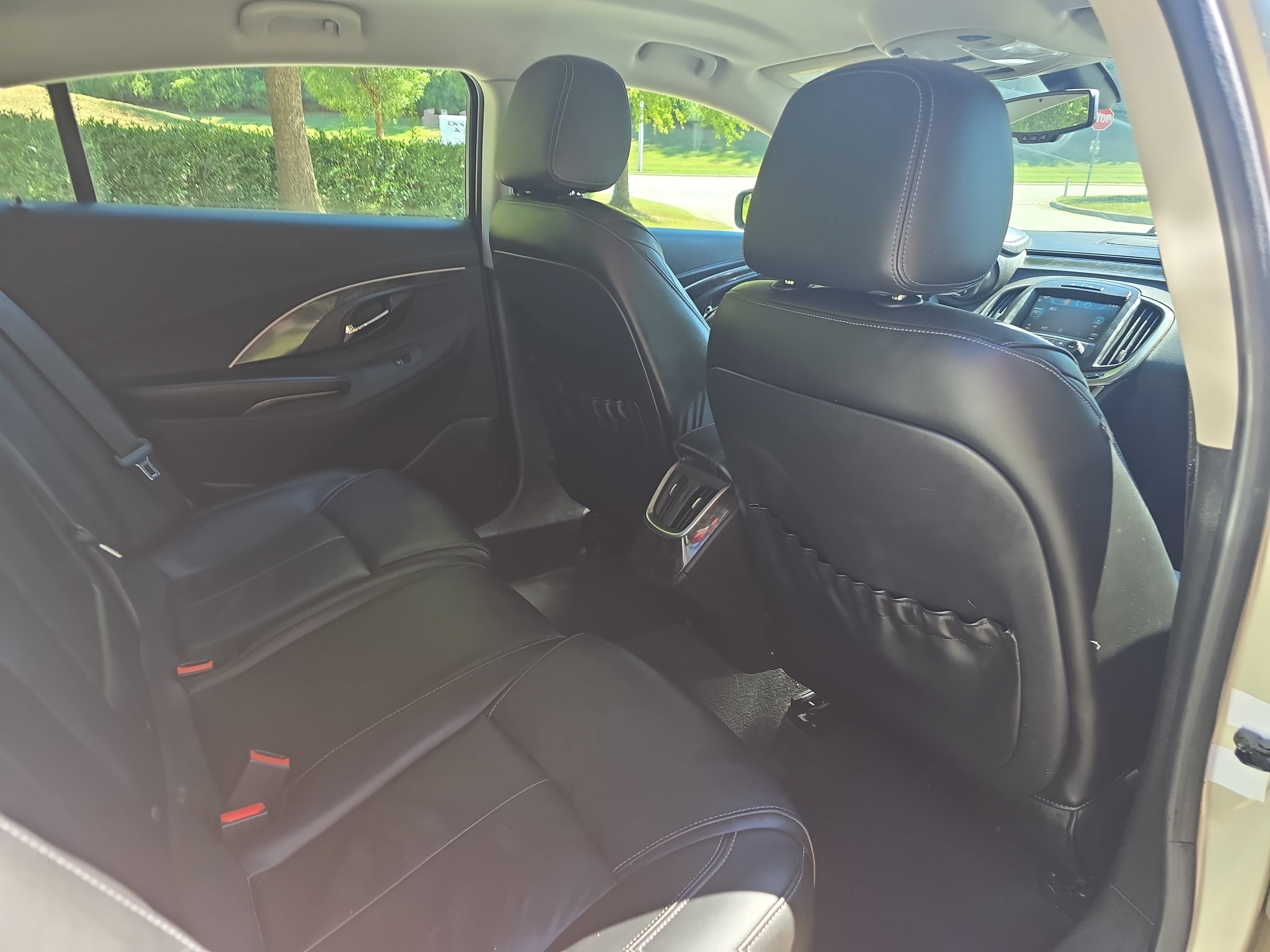 Used 2015 Buick LaCrosse Leather FWD image 11