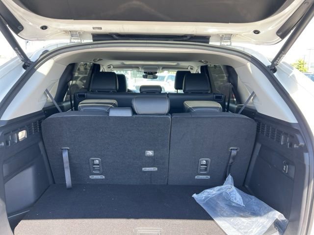 Certified 2024 MAZDA CX-90 Plug-In Hybrid w/ Preferred image 30