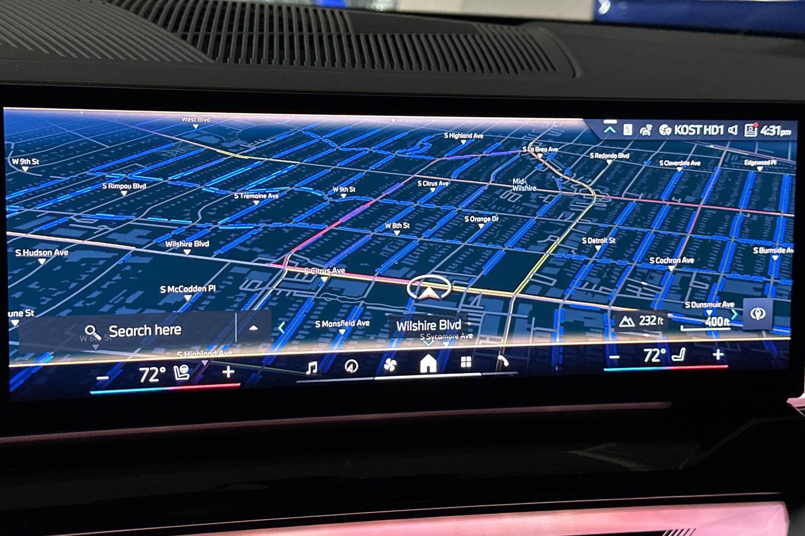 New 2026 BMW 550e xDrive w/ Premium Package image 23