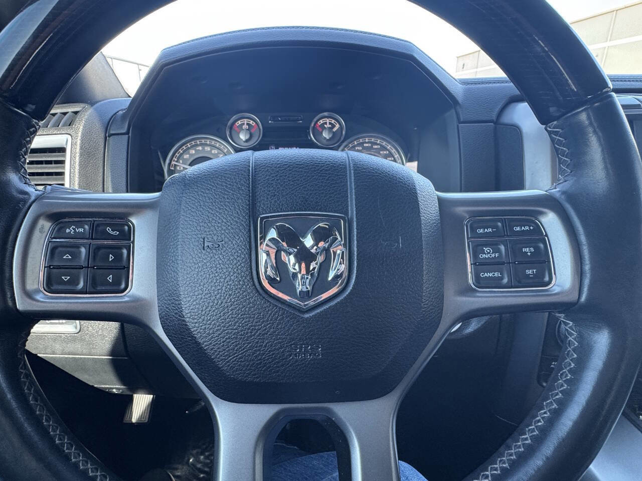 Used 2016 RAM 1500 Limited image 28