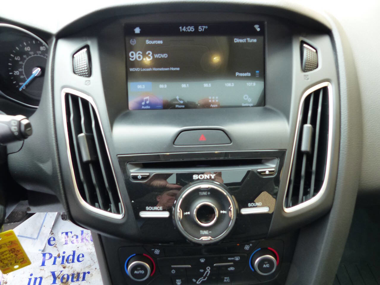 Used 2017 Ford Focus SEL image 32