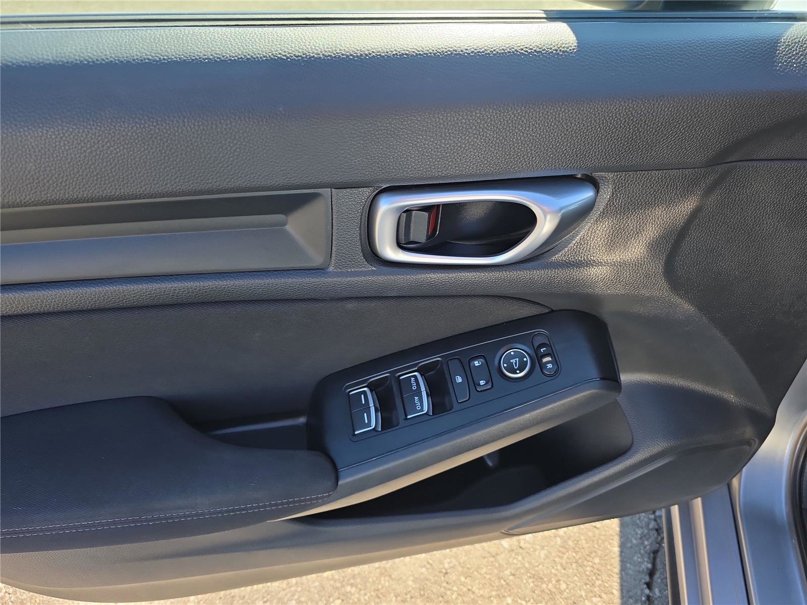 Used 2024 Honda Civic Sport image 15