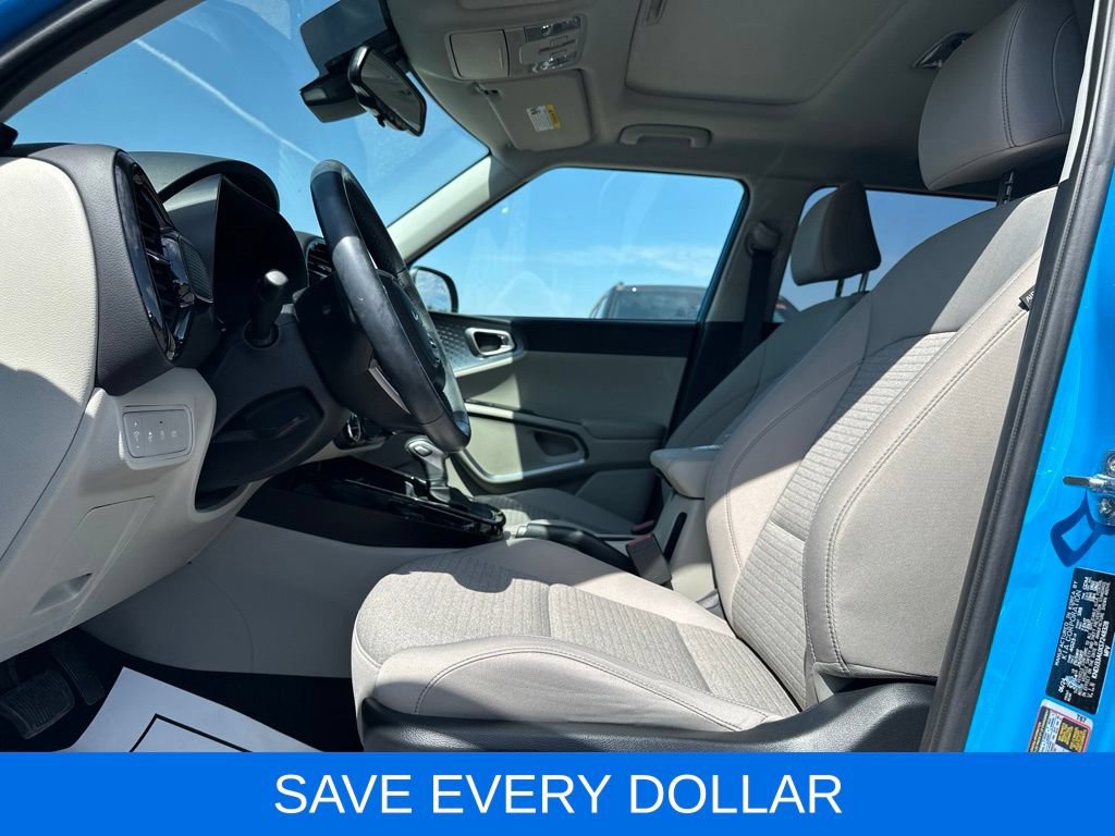 Used 2025 Kia Soul EX FWD image 8